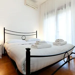  Dom wakacyjny Cavalleggeri House