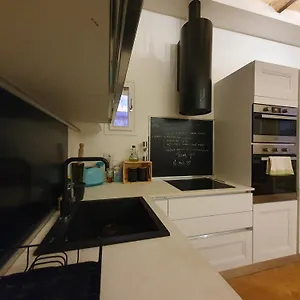  Apartament Casa Menna