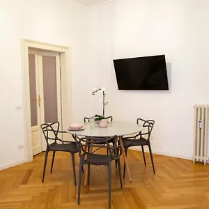 macchi-delicious-apartment.italymilanhotels.net/